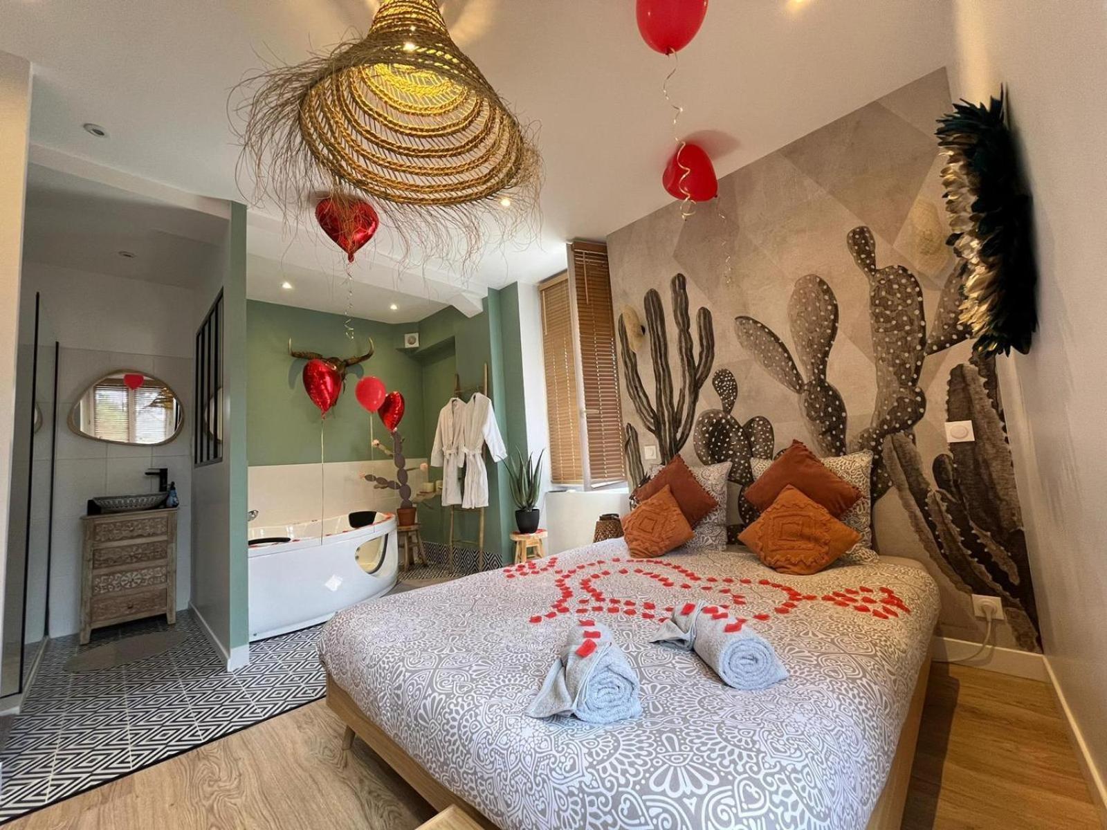 Le Nid D'Eliyah, Suites Avec Jacuzzi 15Min Disneyland Paris Nanteuil-les-Meaux Ngoại thất bức ảnh