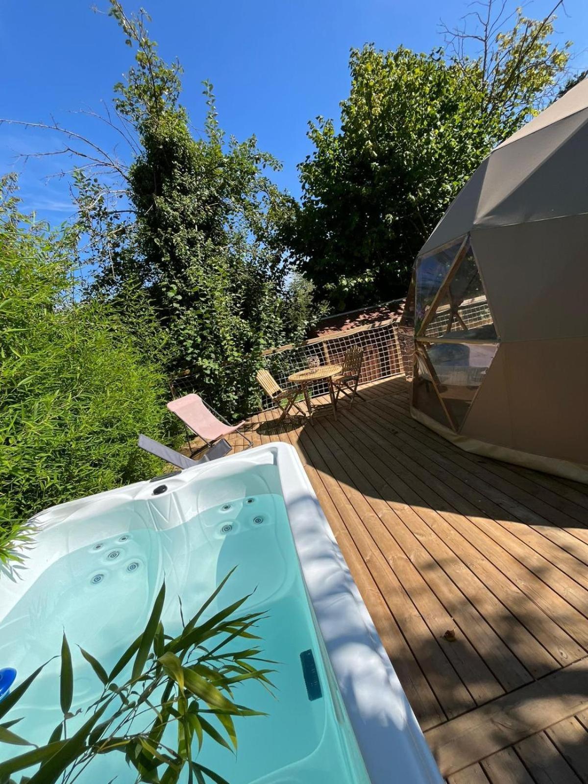 Le Nid D'Eliyah, Suites Avec Jacuzzi 15Min Disneyland Paris Nanteuil-les-Meaux Ngoại thất bức ảnh