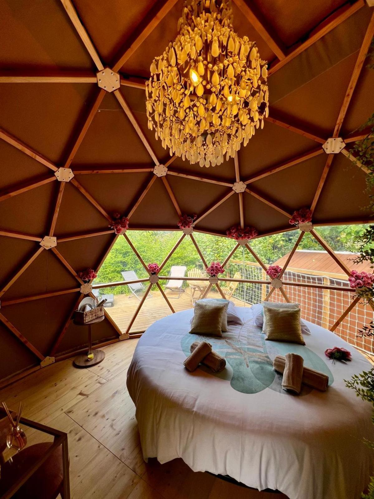 Le Nid D'Eliyah, Suites Avec Jacuzzi 15Min Disneyland Paris Nanteuil-les-Meaux Ngoại thất bức ảnh