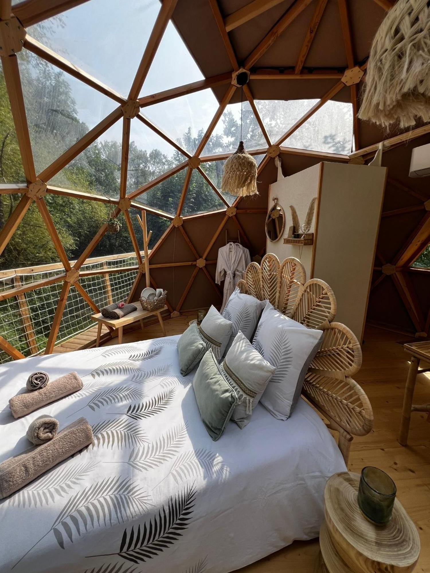 Le Nid D'Eliyah, Suites Avec Jacuzzi 15Min Disneyland Paris Nanteuil-les-Meaux Ngoại thất bức ảnh