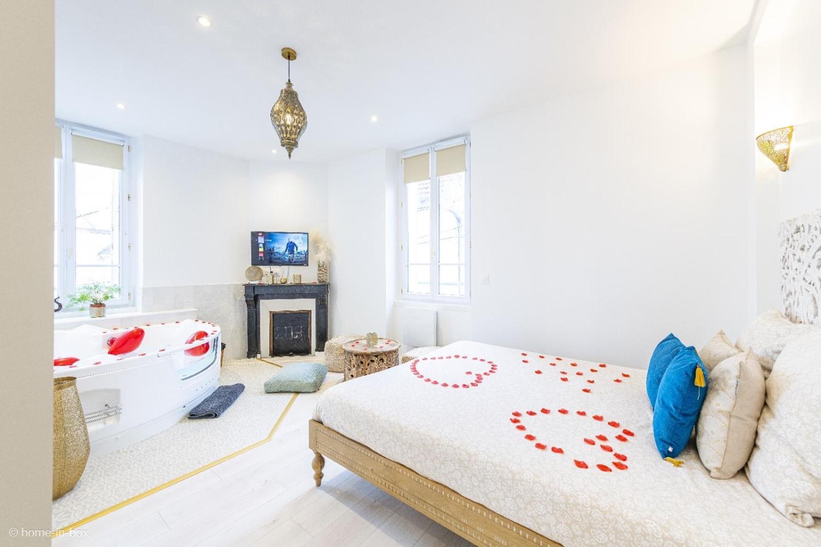Le Nid D'Eliyah, Suites Avec Jacuzzi 15Min Disneyland Paris Nanteuil-les-Meaux Ngoại thất bức ảnh