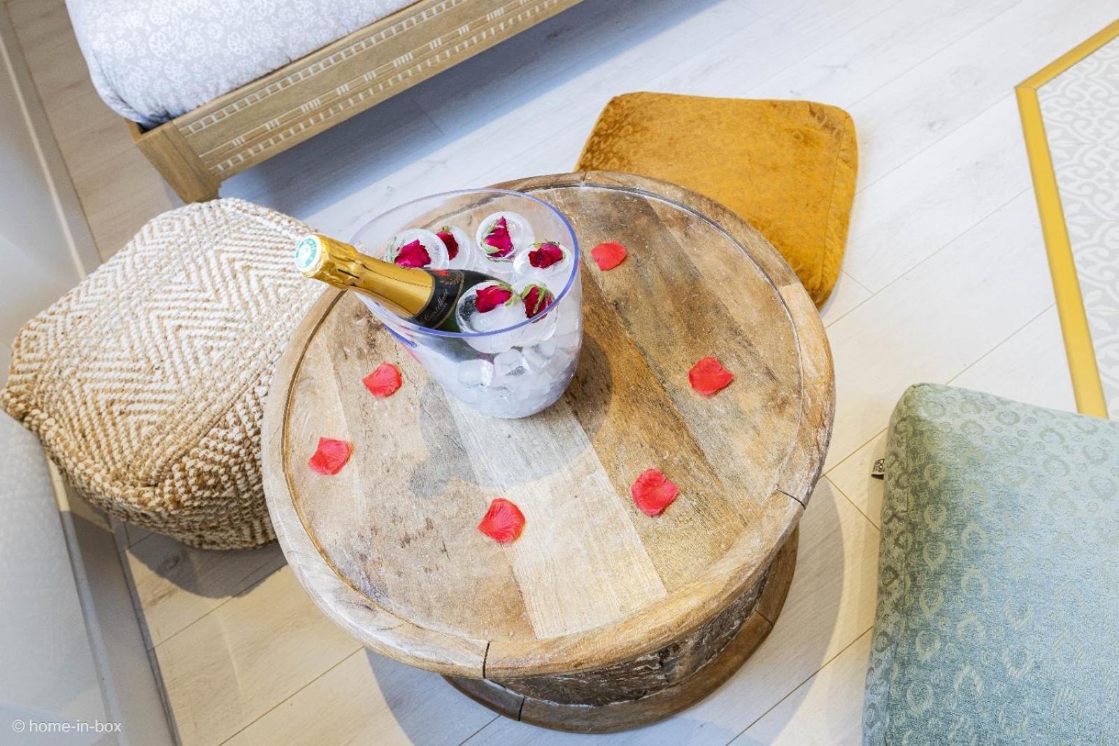 Le Nid D'Eliyah, Suites Avec Jacuzzi 15Min Disneyland Paris Nanteuil-les-Meaux Ngoại thất bức ảnh