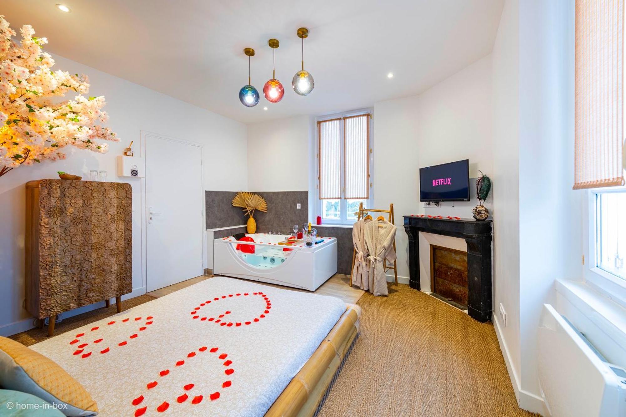 Le Nid D'Eliyah, Suites Avec Jacuzzi 15Min Disneyland Paris Nanteuil-les-Meaux Ngoại thất bức ảnh
