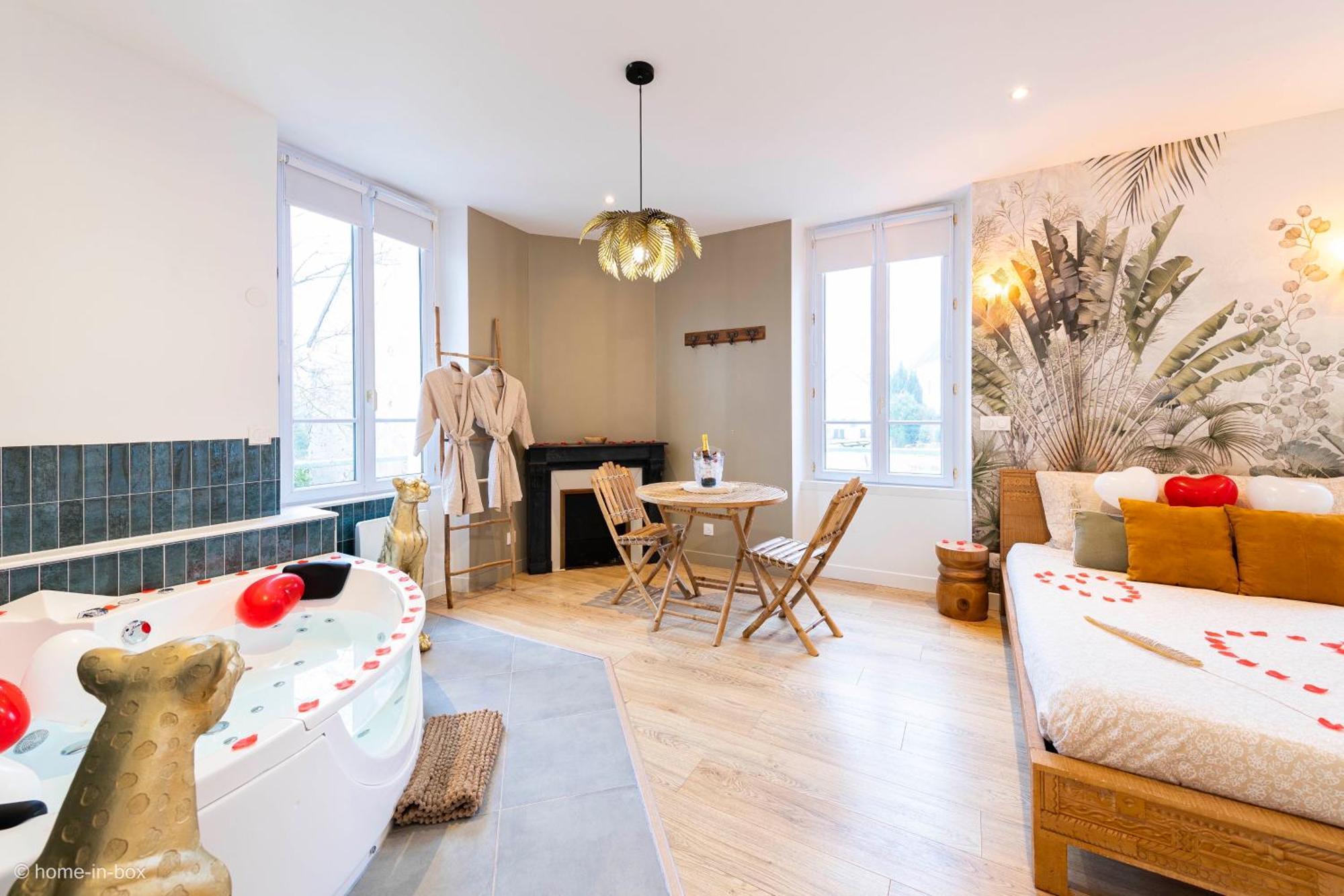 Le Nid D'Eliyah, Suites Avec Jacuzzi 15Min Disneyland Paris Nanteuil-les-Meaux Ngoại thất bức ảnh